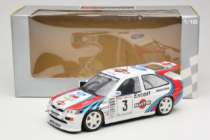 Ford Escort RS Cosworth Martini #3 1000 Miglia 1995 UT Models 1:18 39550 Métal Moulé — image 8 sur 8