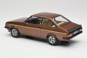 Ford Escort Mk2 RS 2000 Brown Metallic MCG 1:18 MCG18530 Métal Moulé — image 5 sur 6