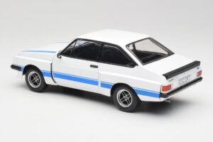 Ford Escort Mk2 RS 2000 X-Pack Diamond Blanc & Bleu Stripe MCG 1:18 MCG18350 Métal Moulé — image 5 sur 6