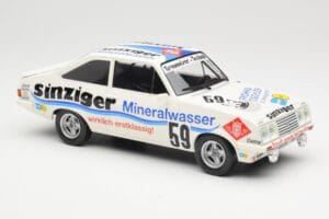 Ford Escort Mk2 RS2000 #59 H. Heyer / A. Hahne / K. Ludwig 24 Hours Nürburgring 1982 MCG 1:18 MCG18438R Métal Moulé — image 4 sur 6