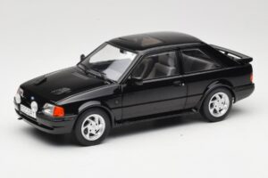 Ford Escort Mk4 RS Turbo S2 Noir MCG 1:18 MCG18546 Métal Moulé
