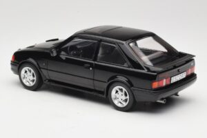 Ford Escort Mk4 RS Turbo S2 Noir MCG 1:18 MCG18546 Métal Moulé — image 5 sur 6
