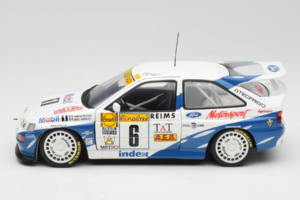 Ford Escort RS Cosworth Mobil 1 #6 F. Delecour / D. Grataloup Rally Monte Carlo Winner 1994 UT Models 1:18 180948106 Métal Mo — image 4 sur 8