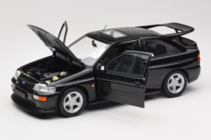 Ford Escort RS Cosworth Black Metallic Minichamps 1:18 150089020 Métal Moulé — image 2 sur 8