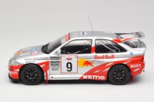 Ford Escort RS Cosworth #9 A. Vatanen Rally Acropolis 1994 IXO 1:18 18RMC108 Métal Moulé — image 3 sur 6