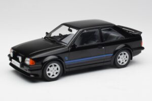 Ford Escort RS Turbo Voiture Privée Princesse Diana Noir MCG 1:18 MCG18420 Métal Moulé