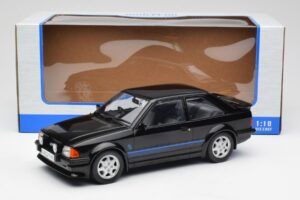Ford Escort RS Turbo Voiture Privée Princesse Diana Noir MCG 1:18 MCG18420 Métal Moulé — image 6 sur 6