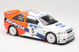 Ford Escort WRC #5 C. Sainz / L. Moya Winner Acropolis Rally 1997 IXO 1:18 18RMC172A Métal Moulé — image 4 sur 6