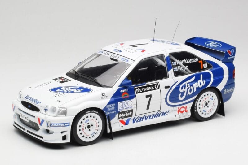 Ford Escort WRC #7 J. Kankkunen / J. Repo RAC Rally 1998 IXO 1:18 18RMC170A Métal Moulé