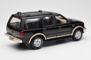 Ford Expedition Eddie Bauer Noir UT Models 1:18 22710 Métal Moulé — image 2 sur 7