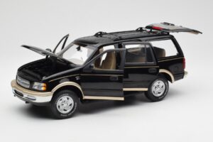 Ford Expedition Eddie Bauer Noir UT Models 1:18 22710 Métal Moulé — image 3 sur 7