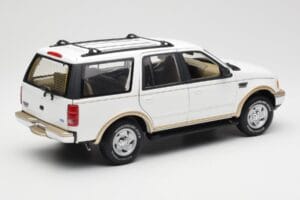Ford Expedition Eddie Bauer Blanc UT Models 1:18 22712 Métal Moulé — image 3 sur 8