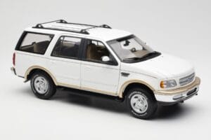 Ford Expedition Eddie Bauer Blanc UT Models 1:18 22712 Métal Moulé — image 6 sur 8