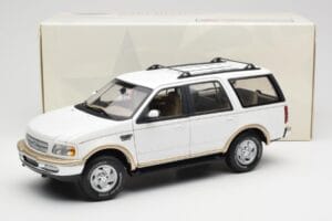 Ford Expedition Eddie Bauer Blanc UT Models 1:18 22712 Métal Moulé — image 8 sur 8