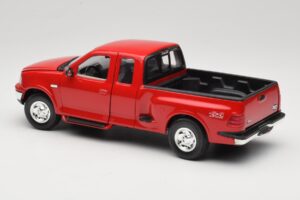 Ford F-150 Flareside SuperCab Rouge Mira 1:18 6217 Métal Moulé — image 7 sur 8
