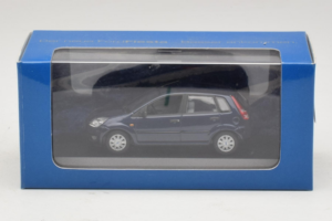 Ford Fiesta Mk5 4-Door Bleu Foncé Minichamps 1:43 FIESTA001 Métal Moulé — image 4 sur 4
