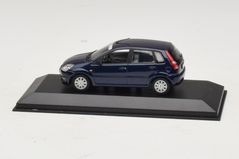 Ford Fiesta Mk5 4-Door Bleu Foncé Minichamps 1:43 FIESTA001 Métal Moulé