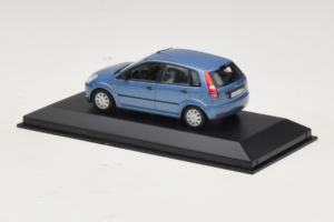 Ford Fiesta Mk5 4-Door Bleu Clair Minichamps 1:43 FIESTA002 Métal Moulé — image 3 sur 4