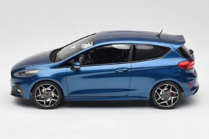 Ford Fiesta Mk8 ST Bleu DNA 1:18 DNA000092 Résine — image 3 sur 6