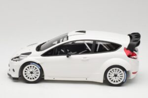 Ford Fiesta RS WRC Street Mk7 Blanc Minichamps 1:18 151110890 Métal Moulé — image 3 sur 6