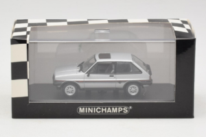 Ford Fiesta XR2 Argent Minichamps 1:43 400085160 Métal Moulé — image 4 sur 4