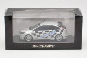 Ford Focus RS Mk2 Toy Fair Nuremberg 2010 Minichamps 1:43 403088105 Métal Moulé — image 4 sur 4