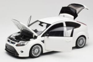 Ford Focus RS Mk2 Blanc Minichamps 1:18 100080002 Métal Moulé — image 2 sur 8