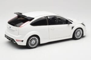 Ford Focus RS Mk2 Blanc Minichamps 1:18 100080002 Métal Moulé — image 3 sur 8