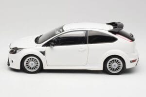 Ford Focus RS Mk2 Blanc Minichamps 1:18 100080002 Métal Moulé — image 4 sur 8