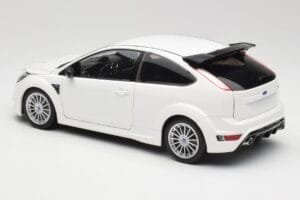 Ford Focus RS Mk2 Blanc Minichamps 1:18 100080002 Métal Moulé — image 7 sur 8