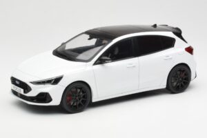 Ford Focus ST Mk4 Frozen Blanc MCG 1:18 MCG18453 Métal Moulé