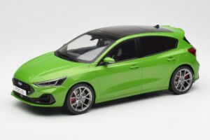 Ford Focus ST Mk4 Vert MCG 1:18 MCG18452 Métal Moulé