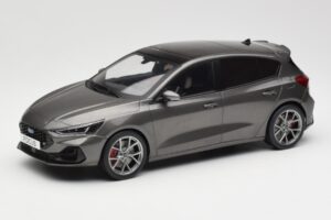 Ford Focus ST Mk4 Gris MCG 1:18 MCG18454 Métal Moulé