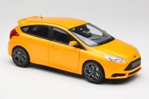 Ford Focus ST Mk2 Tangerine Scream Minichamps 1:18 110082005 Métal Moulé — image 6 sur 8