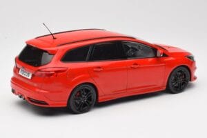 Ford Focus ST Turnier Mk3 Race Red MCG 1:18 MCG18466 Métal Moulé — image 2 sur 6
