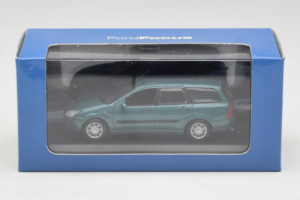 Ford Focus Mk1 Turnier Vert Minichamps 1:43 FOCUS003 Métal Moulé — image 5 sur 5