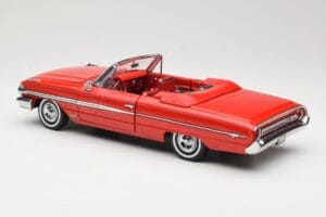 Ford Galaxie 500 Cabriolet Rouge Sun Star 1:18 1420 Métal Moulé — image 7 sur 8