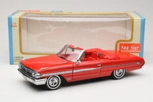 Ford Galaxie 500 Cabriolet Rouge Sun Star 1:18 1420 Métal Moulé — image 8 sur 8