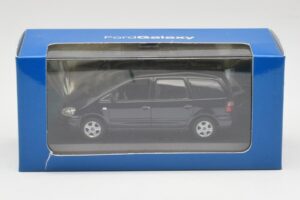 Ford Galaxy Mk1 Bleu Minichamps 1:43 430089501 Métal Moulé — image 4 sur 4