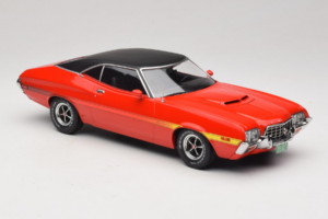 Ford Gran Torino Sport Rouge IXO 1:18 18CMC263 Métal Moulé — image 4 sur 6
