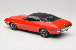 Ford Gran Torino Sport Rouge IXO 1:18 18CMC263 Métal Moulé — image 5 sur 6