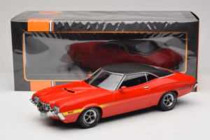 Ford Gran Torino Sport Rouge IXO 1:18 18CMC263 Métal Moulé — image 6 sur 6