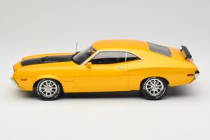 Ford Gran Torino Sport Jaune IXO 1:18 18CMC186 Métal Moulé — image 3 sur 6