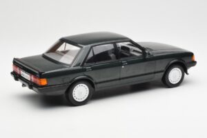 Ford Granada Mk2 2.8 Injection Vert Foncé MCG 1:18 MCG18263 Métal Moulé — image 2 sur 6