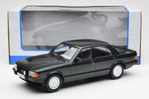 Ford Granada Mk2 2.8 Injection Vert Foncé MCG 1:18 MCG18263 Métal Moulé — image 6 sur 6