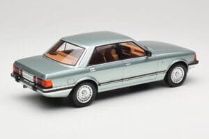Ford Granada Mk2 2.8 Ghia Light Green Metallic MCG 1:18 MCG18535 Métal Moulé — image 2 sur 6