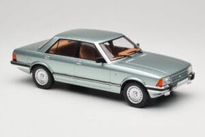 Ford Granada Mk2 2.8 Ghia Light Green Metallic MCG 1:18 MCG18535 Métal Moulé — image 4 sur 6