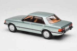 Ford Granada Mk2 2.8 Ghia Light Green Metallic MCG 1:18 MCG18535 Métal Moulé — image 5 sur 6