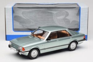 Ford Granada Mk2 2.8 Ghia Light Green Metallic MCG 1:18 MCG18535 Métal Moulé — image 6 sur 6