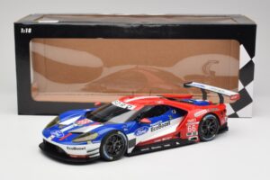 Ford GT #68 D. Muller / J. Hand / S. Bourdais LMGTE Pro Winner 24 Hours of Le Mans 2016 Minichamps 1:18 4012138143098 Métal M — image 6 sur 6
